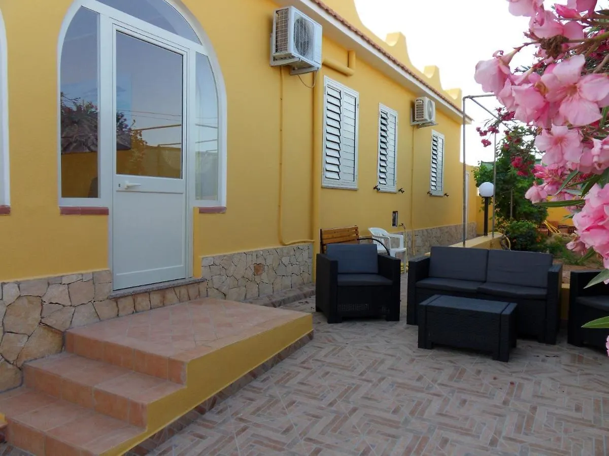 Bed and Breakfast Casa Venere LMP Bed & Breakfast