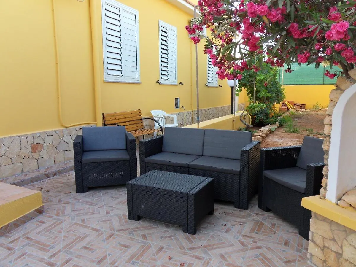 Bed and Breakfast Casa Venere LMP